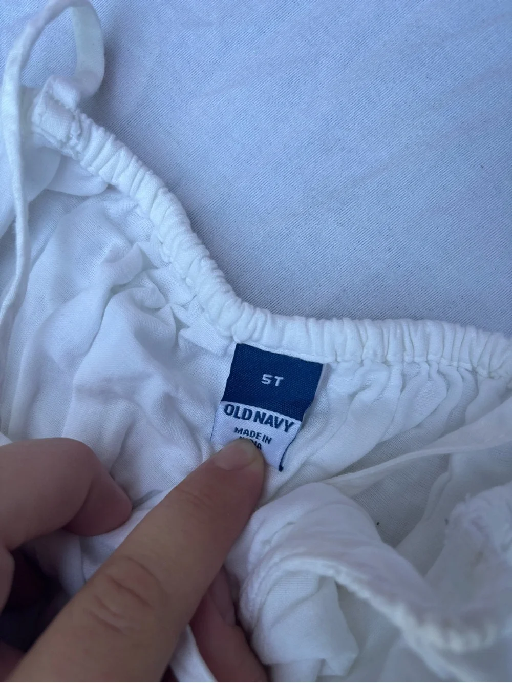 Old Navy image shows